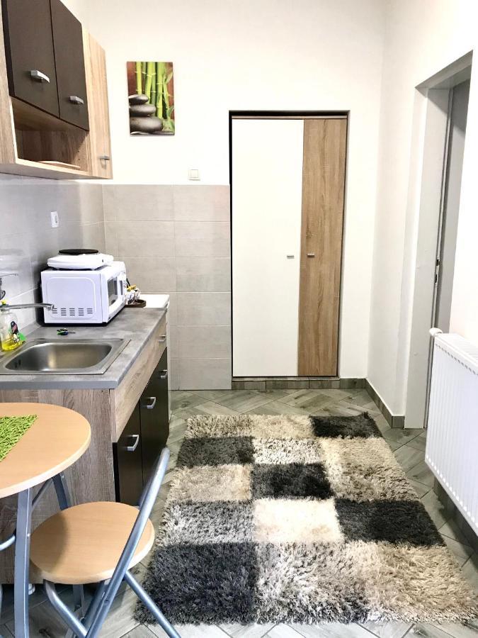 Zen Apartmani Nagybecskerek Kültér fotó